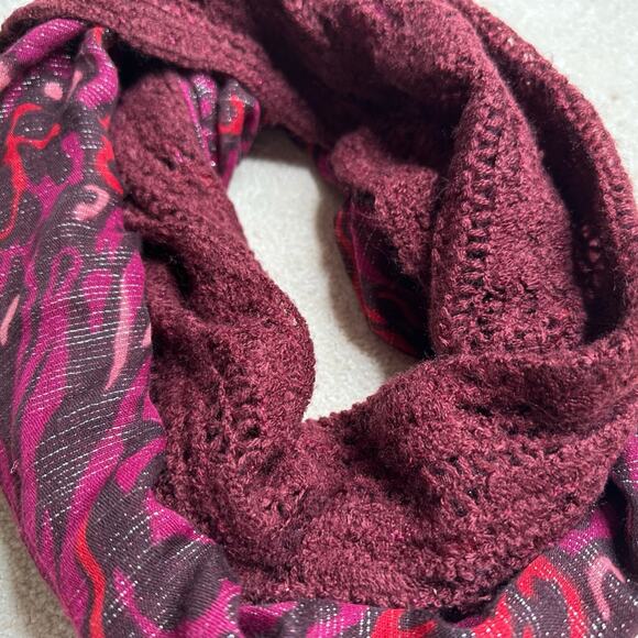 Maroon Red and Pink Textured Infinity Scarf - Picture 3 of 7